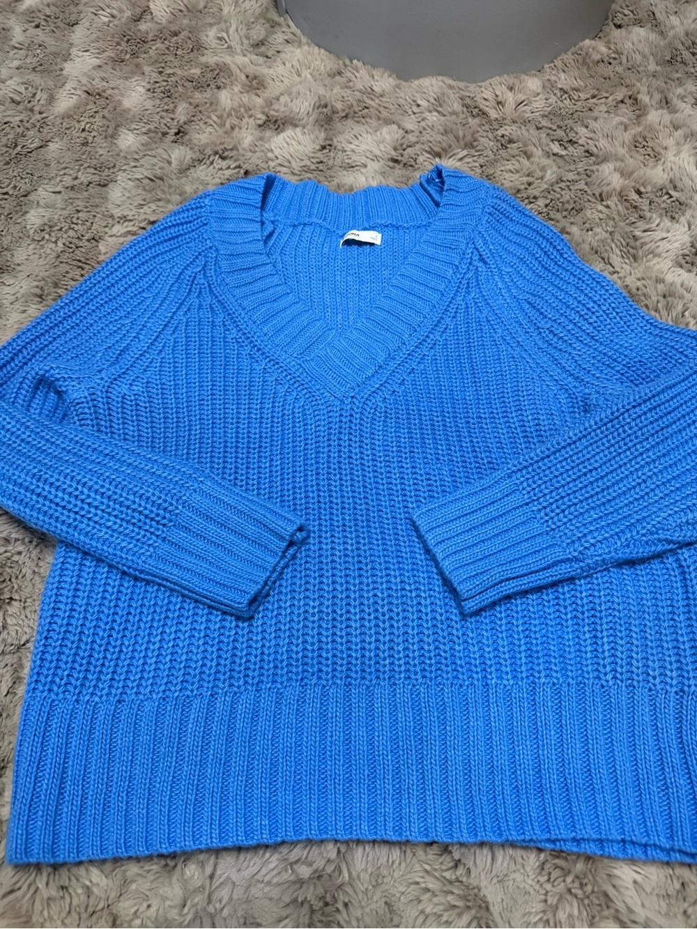 Women’s  V-Neck Blue Knit Sweater